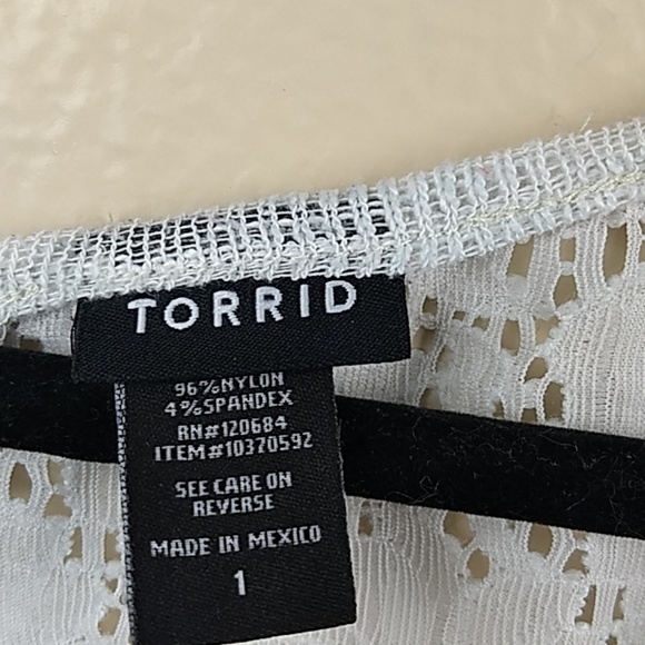 TORRID Key Hole Back Knit Tank Top Size 1X - Picture 2 of 8